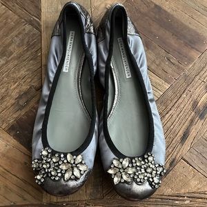 Vera wang lavender flats size 9
